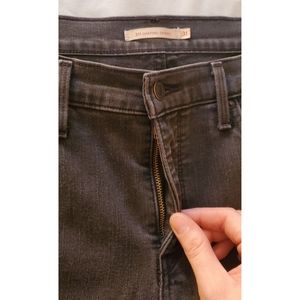 Levi 311 Shaping Skinny Jean